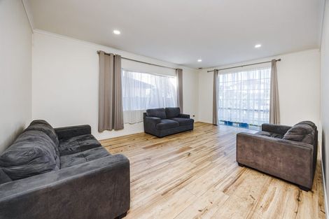 Photo of property in 87 Middlefield Drive, Flat Bush, Auckland, 2016