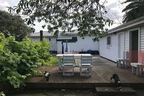 Photo of property in 2 Turenne Street, Inner Kaiti, Gisborne, 4010