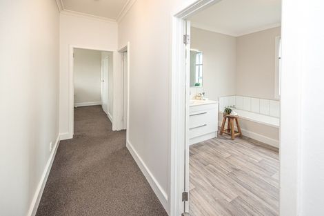 Photo of property in 16 Kawakawa Street, Whanganui East, Whanganui, 4500