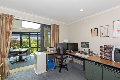 Photo of property in 13 Claremont Rise, Levin, 5510