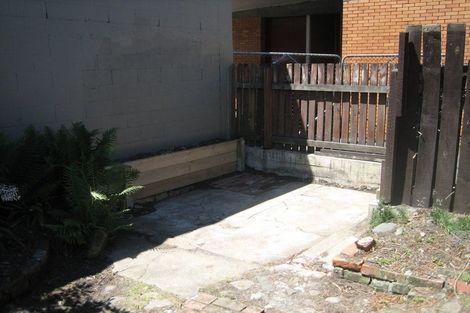 Photo of property in 16 Howe Street, North Dunedin, Dunedin, 9016