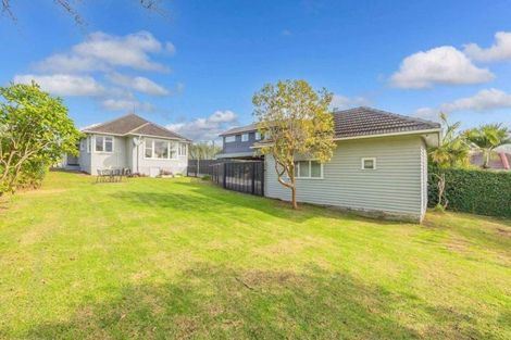Photo of property in 4 Exmouth Road, Northcote, Auckland, 0627