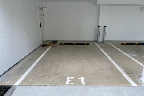 Photo of property in 1/5g Dishys Road, Flat Bush, Auckland, 2019
