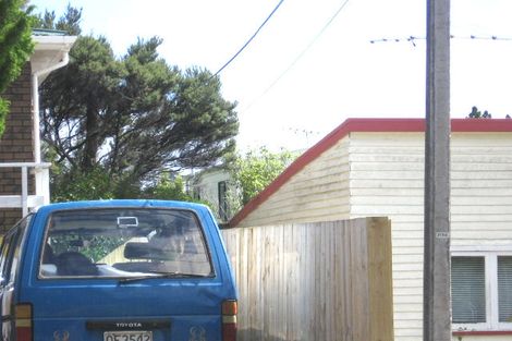 Photo of property in 11 Dakota Avenue, Beach Haven, Auckland, 0626