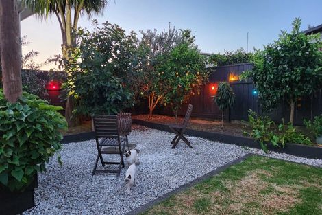 Photo of property in 164 Tukapa Street, Westown, New Plymouth, 4310