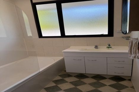 Photo of property in 1/23 Midgley Road, West Harbour, Auckland, 0618