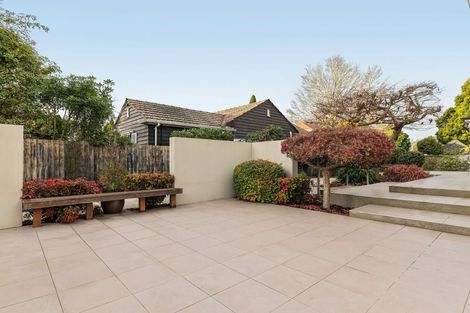 Photo of property in 112 Clyde Road, Ilam, Christchurch, 8041