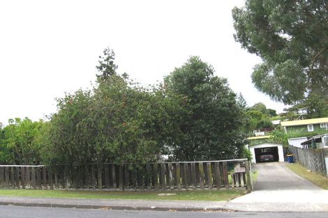 Photo of property in 3 Sequoia Place, Sunnynook, Auckland, 0620