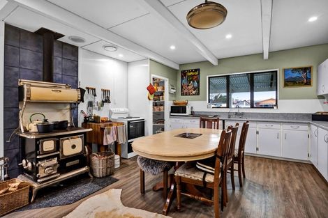 Photo of property in 35 Brown Street, Inglewood, 4330