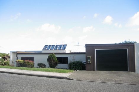 Photo of property in 23 Thornley Street, Titahi Bay, Porirua, 5022