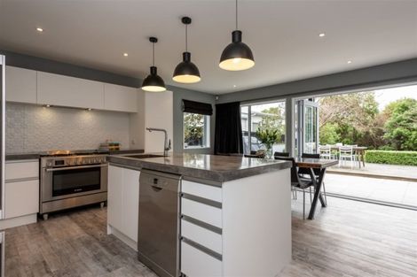 Photo of property in 3/37 Totara Street, Fendalton, Christchurch, 8041