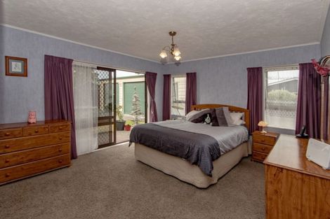 Photo of property in 149 Tait Drive, Greenmeadows, Napier, 4112