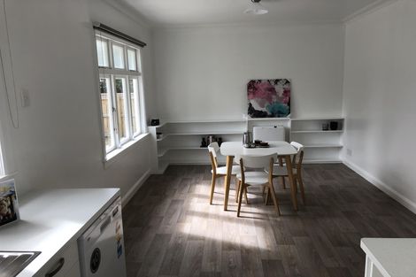 Photo of property in 12 Karina Terrace, Roslyn, Palmerston North, 4414