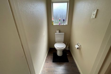 Photo of property in 1/11 Eulogy Place, Randwick Park, Auckland, 2105