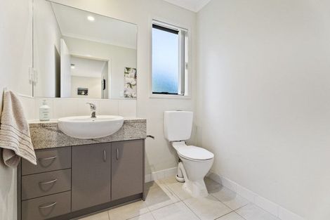 Photo of property in 56 Nautilus Drive, Gulf Harbour, Whangaparaoa, 0930