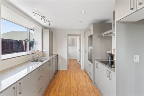 Photo of property in 100 Patterson Terrace, Halswell, Christchurch, 8025