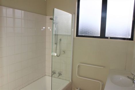 Photo of property in 183 Memorial Avenue, Burnside, Christchurch, 8053