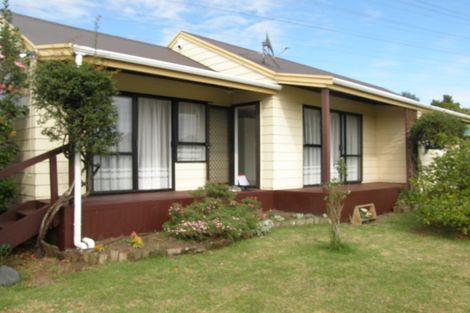 Photo of property in 2/12 Millen Avenue, Pakuranga, Auckland, 2010