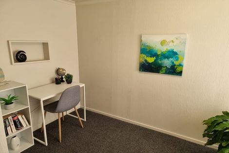 Photo of property in 2/16a Ranfurly Street, Trentham, Upper Hutt, 5018