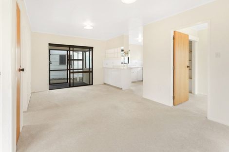 Photo of property in 8b Kingfisher Way, Te Kowhai, Hamilton, 3288