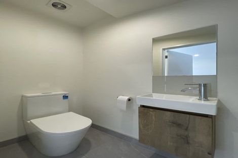 Photo of property in 9/474 West Coast Road, Glen Eden, Auckland, 0602