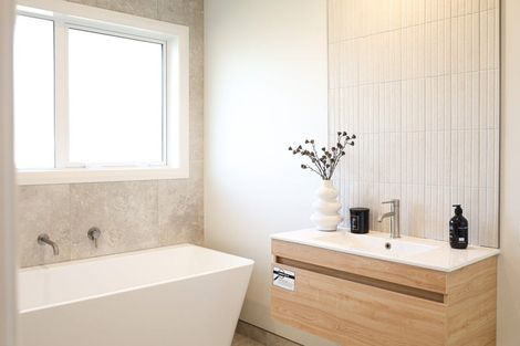 Photo of property in 40 James Line, Kelvin Grove, Palmerston North, 4414