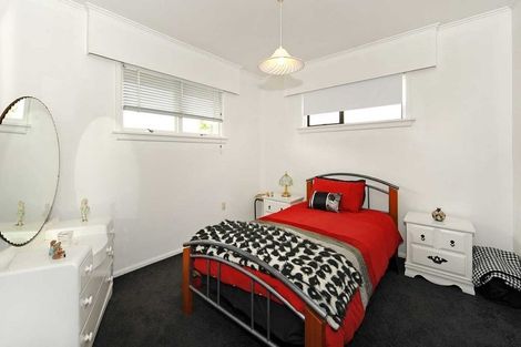 Photo of property in 5 Eastling Street, Bishopdale, Christchurch, 8053