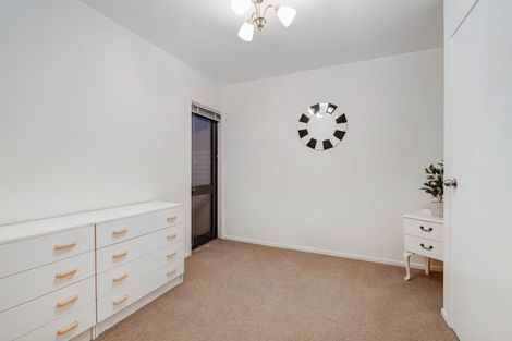 Photo of property in 15a Puriri Avenue, Orewa, 0931