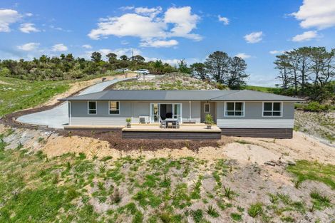 Photo of property in 155 Harwood Road, Waipu, 0582