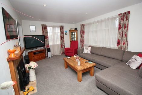 Photo of property in 3 Montgomery Place, Lansdowne, Masterton, 5810