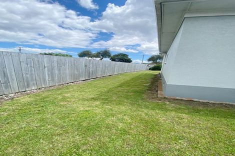 Photo of property in 64 Huia Road, Papatoetoe, Auckland, 2025