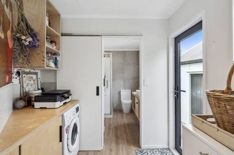 Photo of property in 2 Island View Terrace, Waikanae Beach, Waikanae, 5036