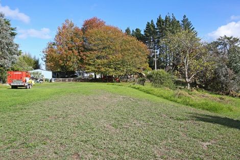 Photo of property in 102 Karaka Road, Karaka, Drury, 2578