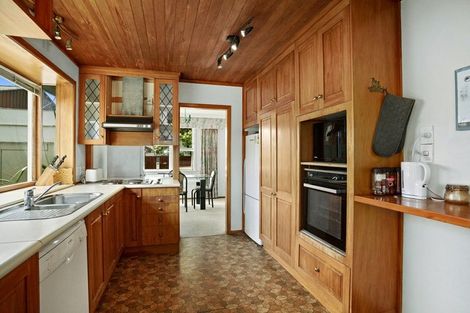 Photo of property in 1033 High Street, Avalon, Lower Hutt, 5011