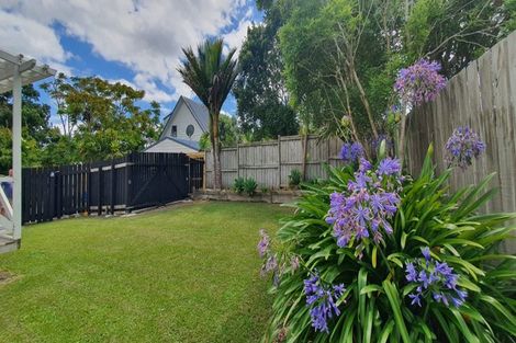 Photo of property in 4/176 Henderson Valley Road, Henderson, Auckland, 0612