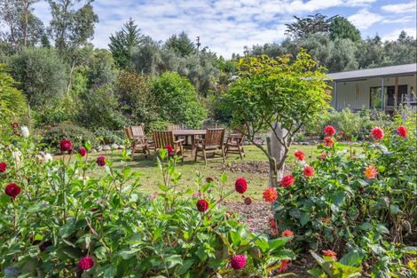 Photo of property in 146 Manakau Heights Drive, Manakau, Levin, 5573