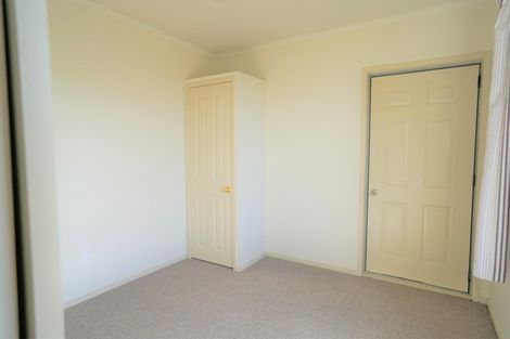 Photo of property in 30 Beach Road, Onerahi, Whangarei, 0110