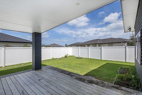 Photo of property in 43 Stace Hopper Drive, One Tree Point, 0118