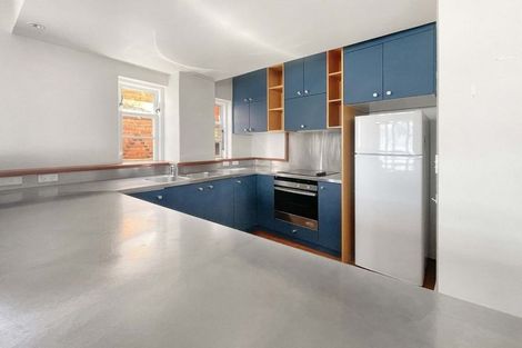 Photo of property in Olympus Flats, 1/280 Oriental Parade, Oriental Bay, Wellington, 6011