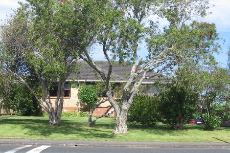 Photo of property in 85 Reeves Road, Pakuranga, Auckland, 2010