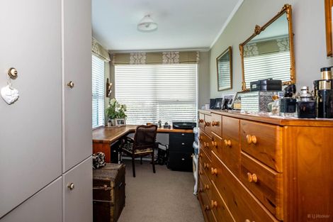 Photo of property in 12 Parsonage Road, Waimate, 7924