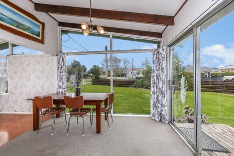 Photo of property in 30 Domain Street, Waiuku, 2123