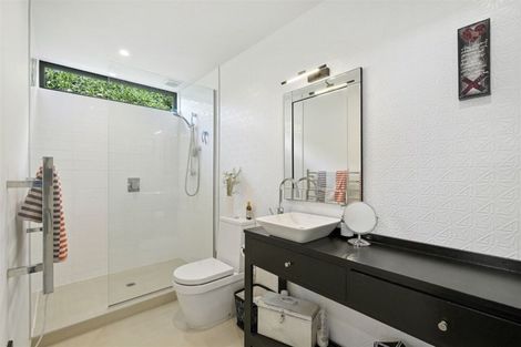 Photo of property in 144 Clifton Terrace, Clifton, Christchurch, 8081