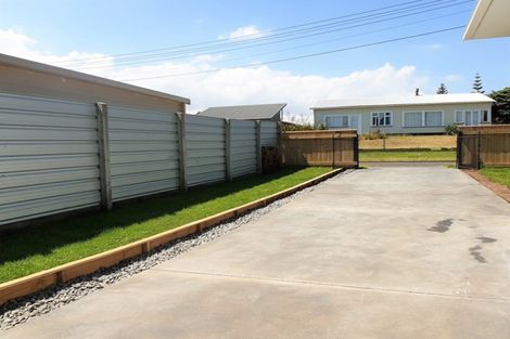 Photo of property in 9a Bamber Street, Castlecliff, Whanganui, 4501