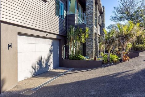 Photo of property in 106 Hillcrest Road, Hatfields Beach, Orewa, 0931