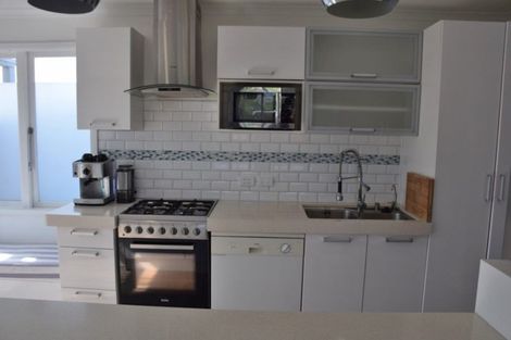 Photo of property in 24 Metcalfe Road, Ranui, Auckland, 0612