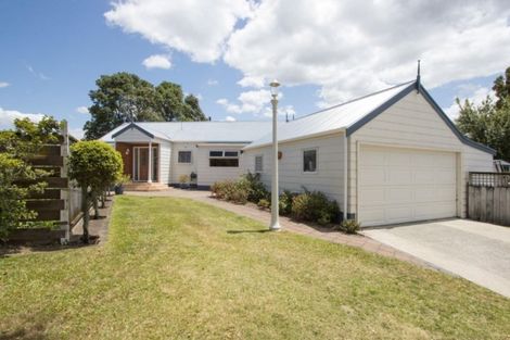 Photo of property in 13 Riverlea Drive, Katikati, 3129