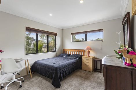 Photo of property in 305 Albany Highway, Rosedale, Auckland, 0632