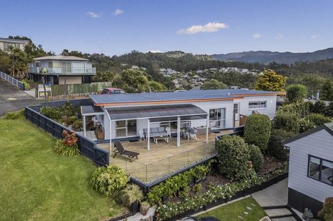 Photo of property in 1 Hillside Lane, Tairua, 3508