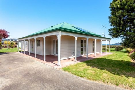 Photo of property in 7 Strongman Road, Coromandel, 3506